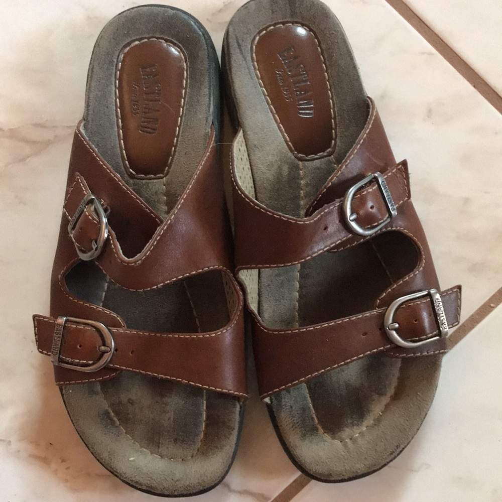 Eastland slides.  Size 8 1/2